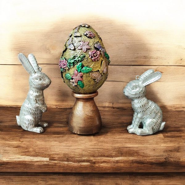 Decorative Egg With Floral Design