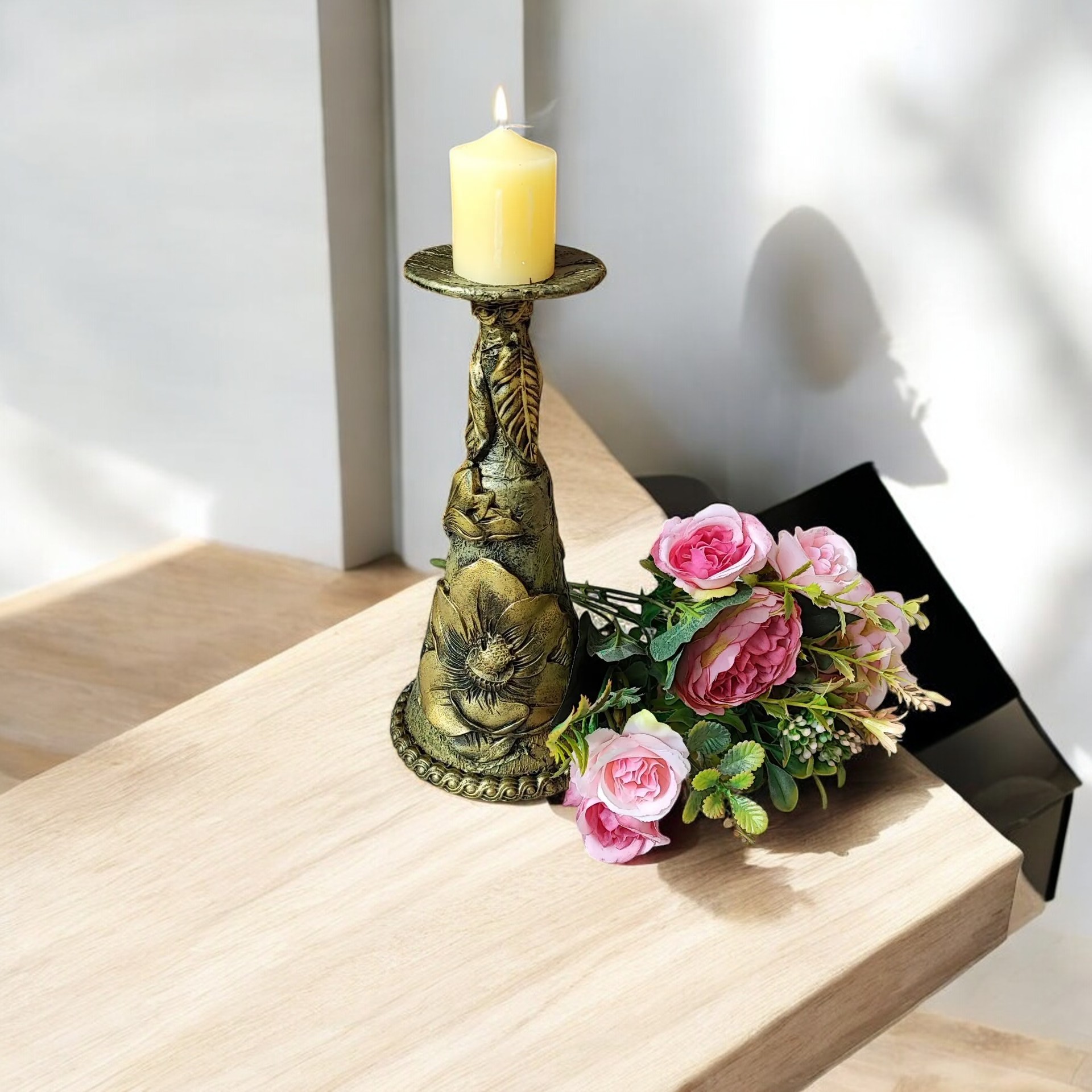 Gold Vintage Style Glass Candle Holder