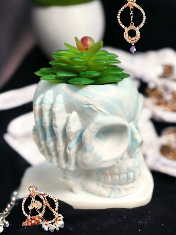 Skull  Resin Pot, Halloween Decoration - Image 8