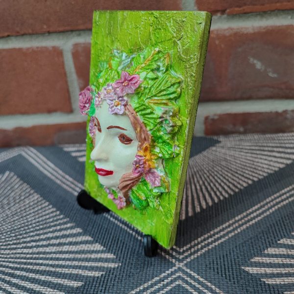 Woman's face decoration - Image 2