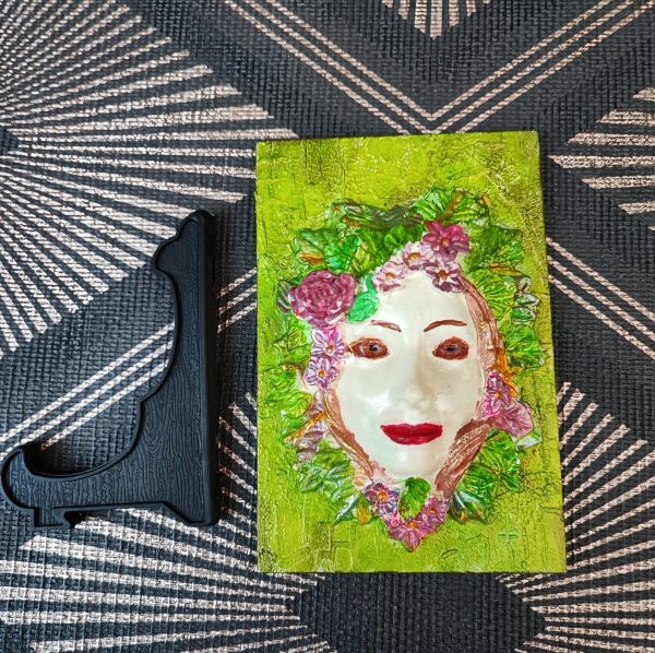 Woman's face decoration - Image 4