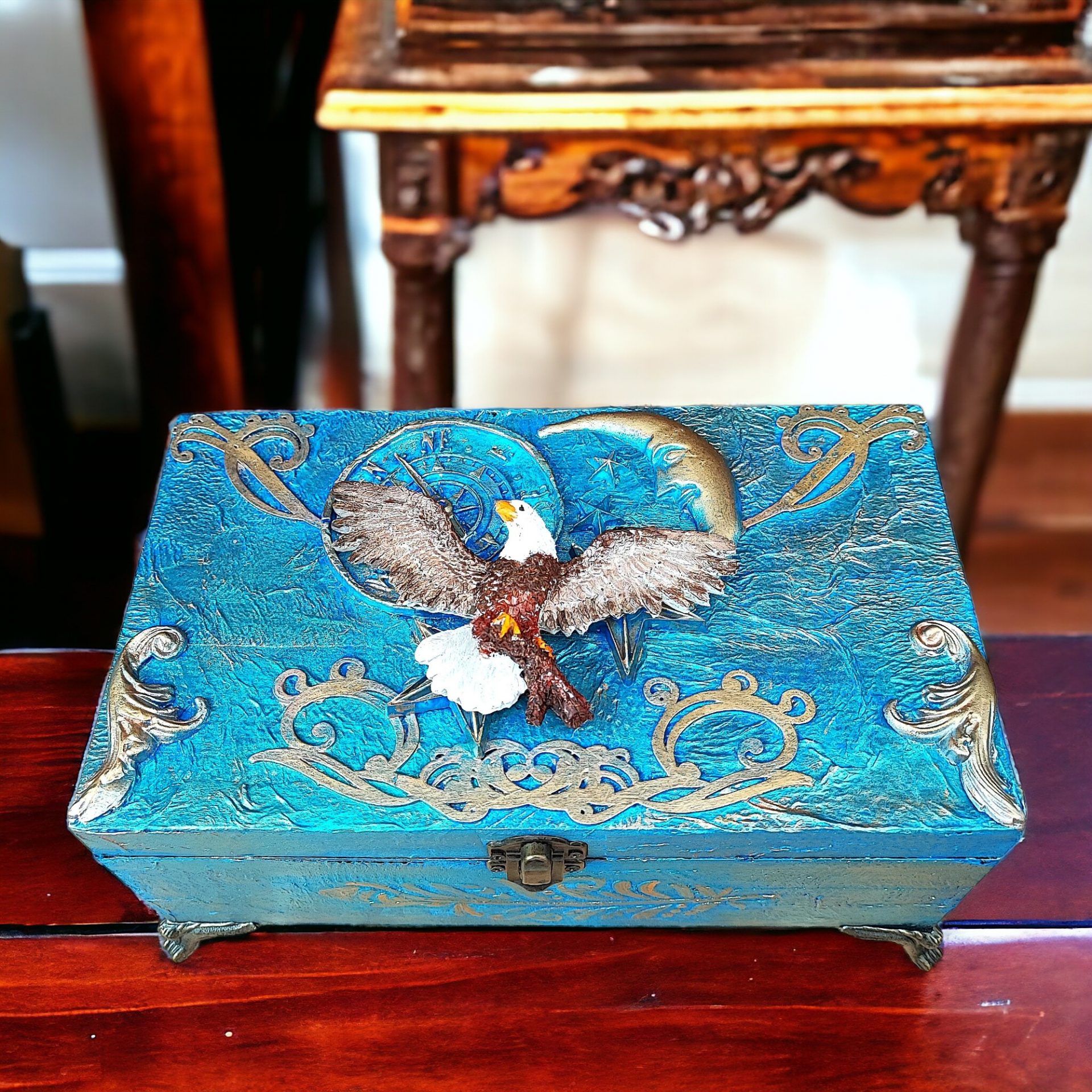 eagle box