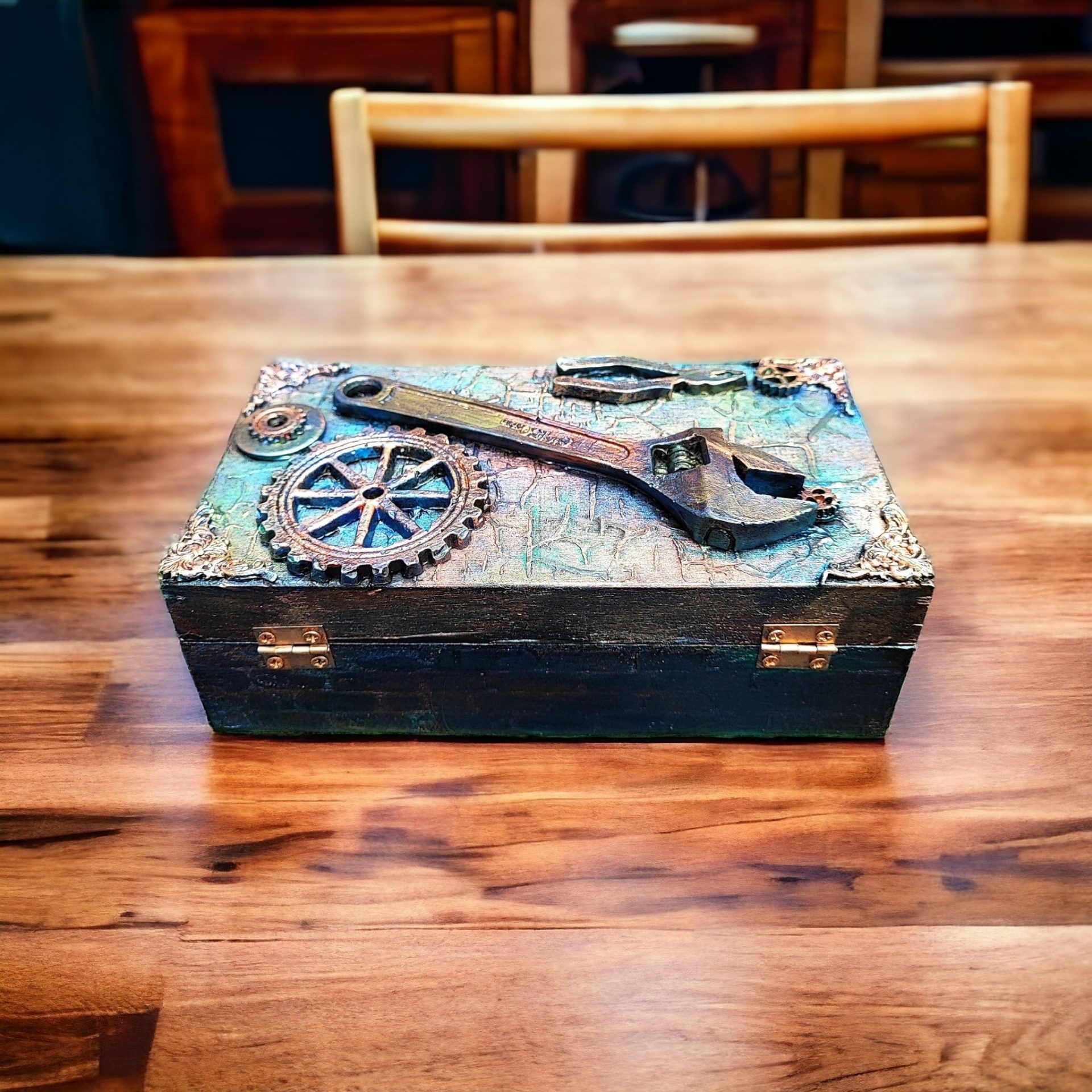 Wooden box