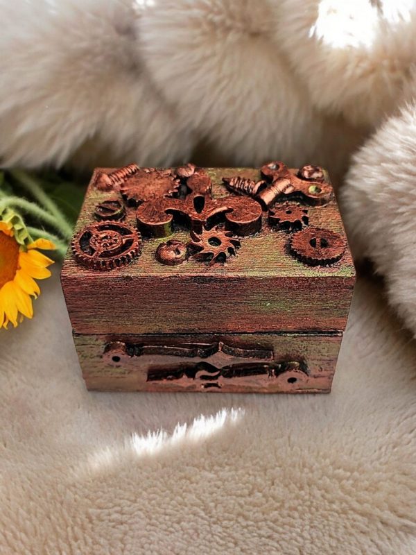 Small Jewellery Box, Steampunk-style Elegance - Image 2