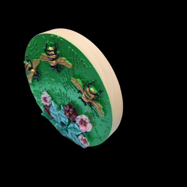 Buzzing Beauty: 3D Bee Garden Wood Slice Art - Image 5