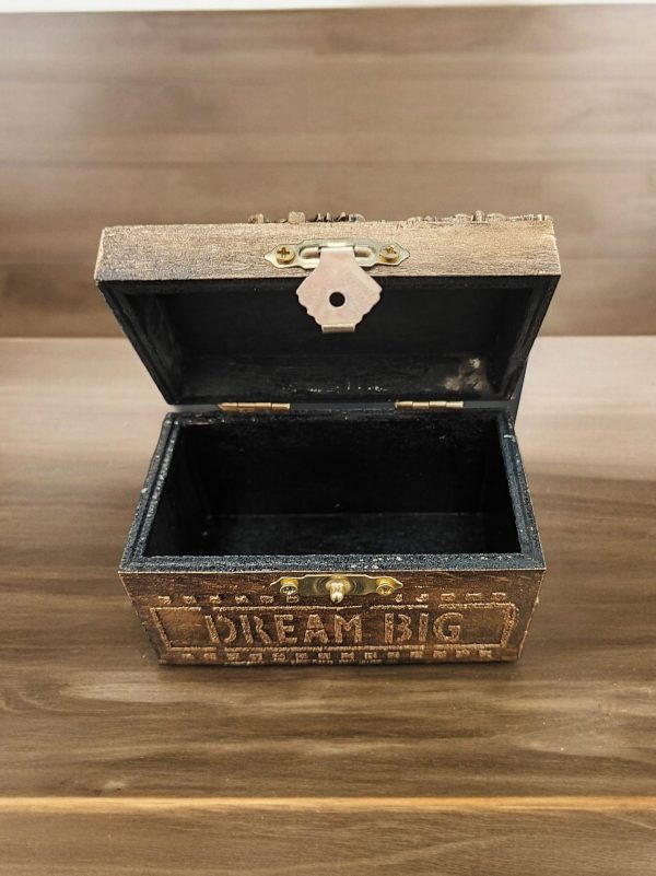 Small Beautiful Gold Jewellery Box - Image 4