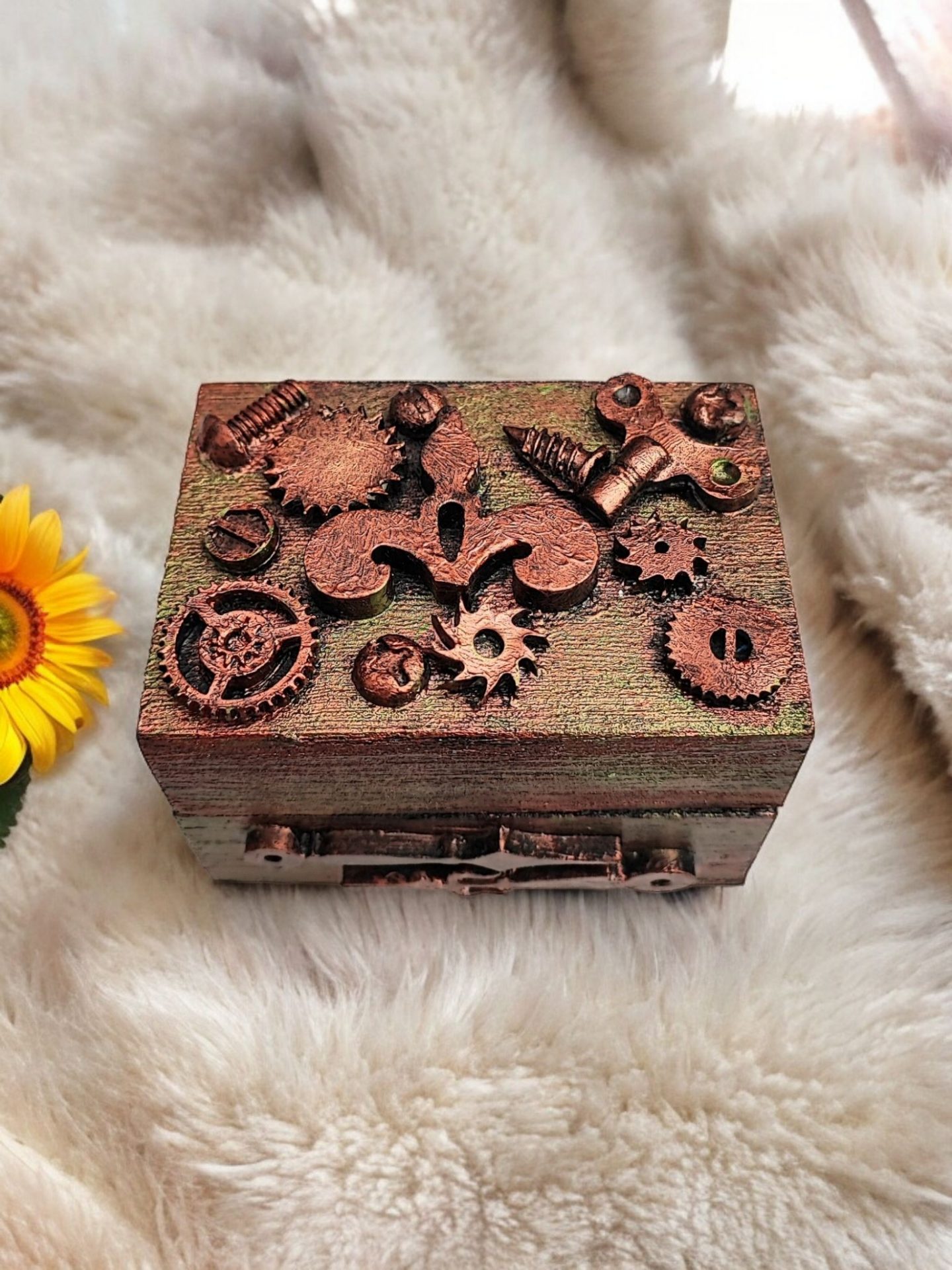 Steampunk-style jewellery box